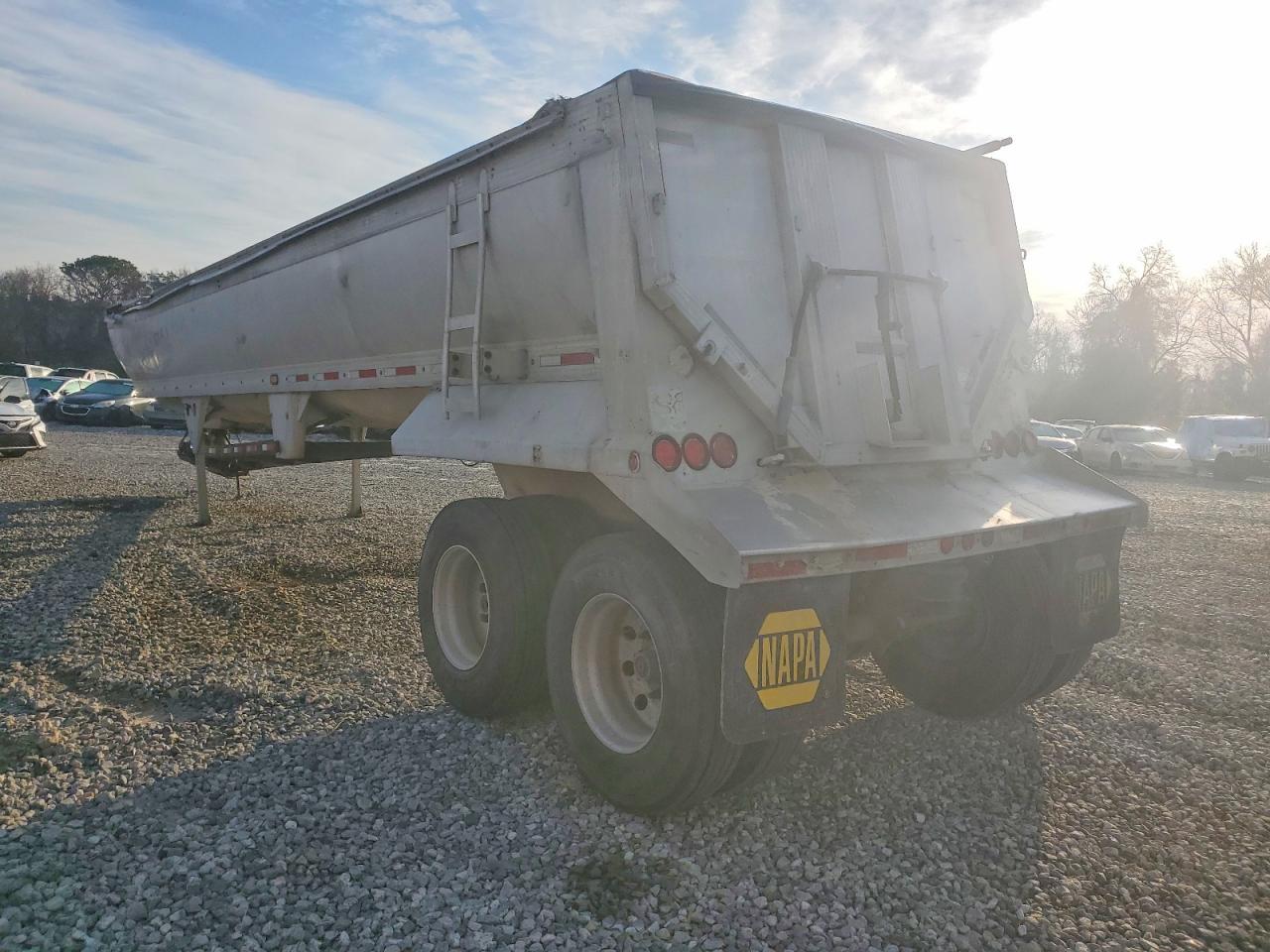 1994 Aluma END Dump Trailer