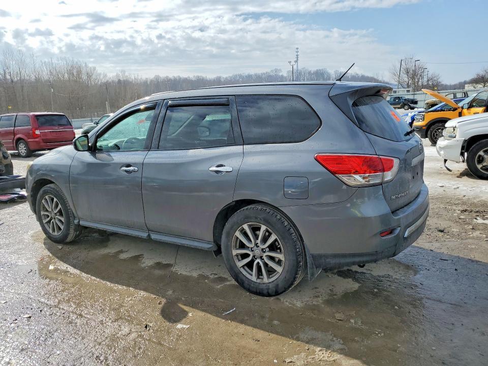 2015 Nissan Pathfinder s
