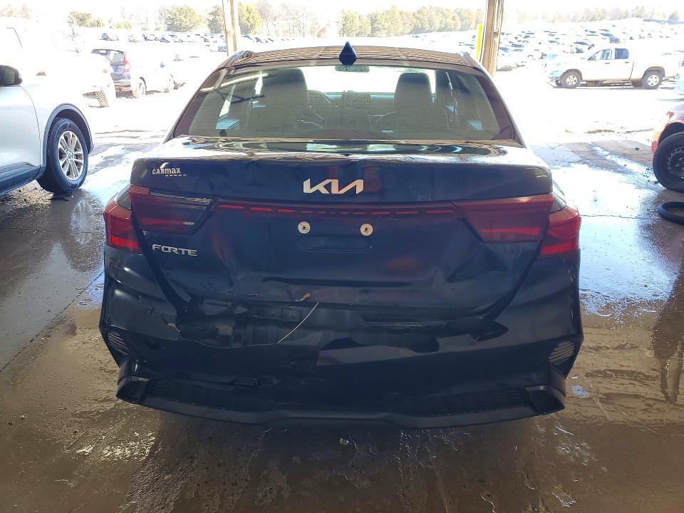 2022 KIA Forte fe