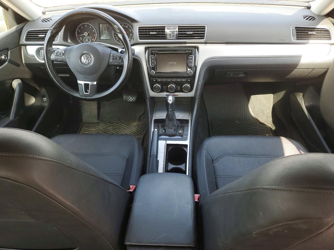 2012 Volkswagen Passat se