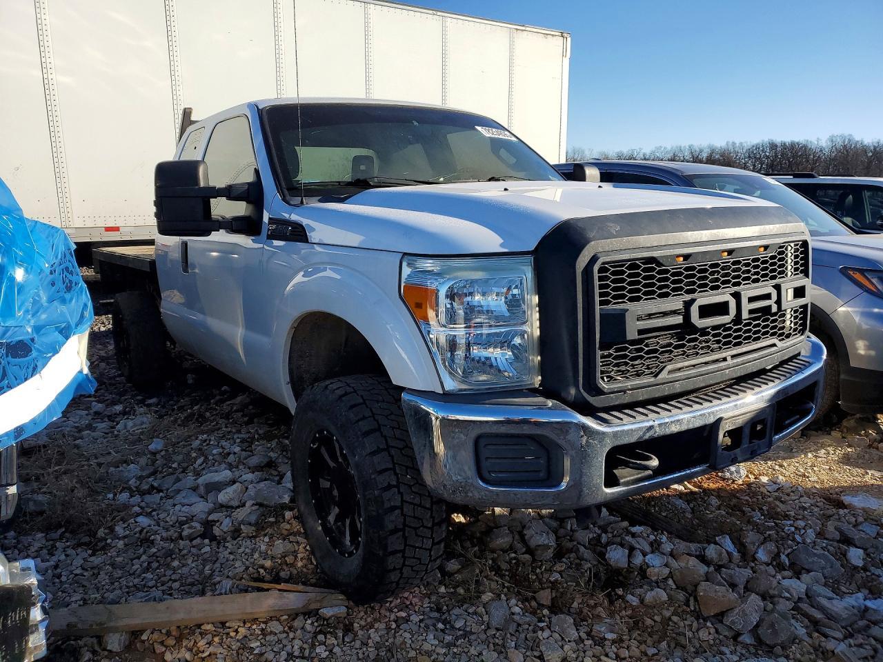 2015 Ford F250 Super Duty Flatbed Truck