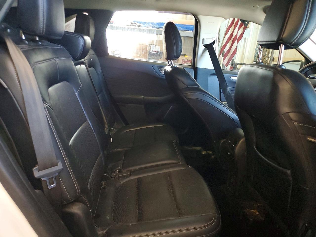 2021 Ford Escape sel
