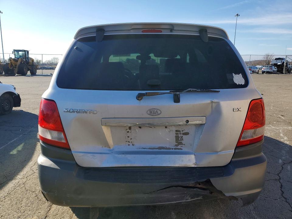 2005 KIA Sorento lx