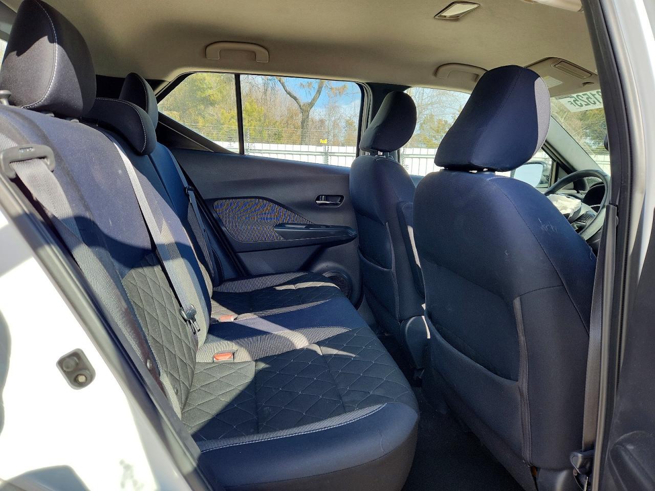 2018 Nissan Kicks s