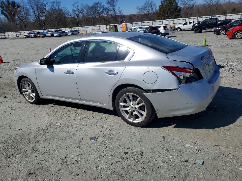 2009 Nissan Maxima s