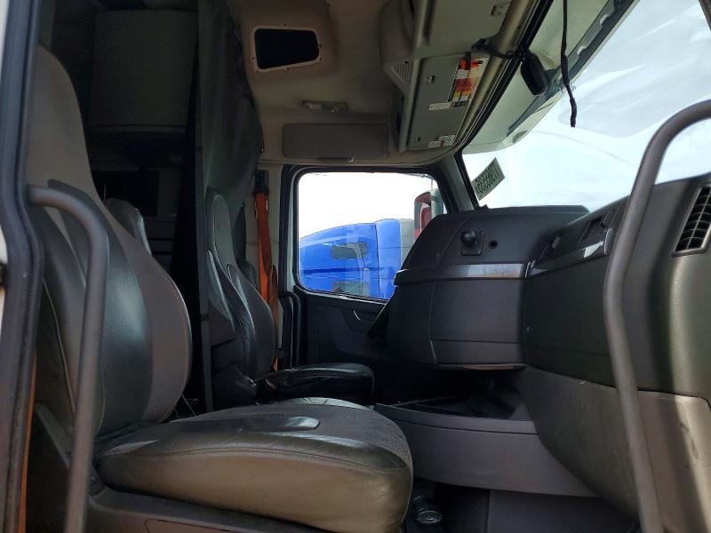 2020 Volvo VNR Semi Truck