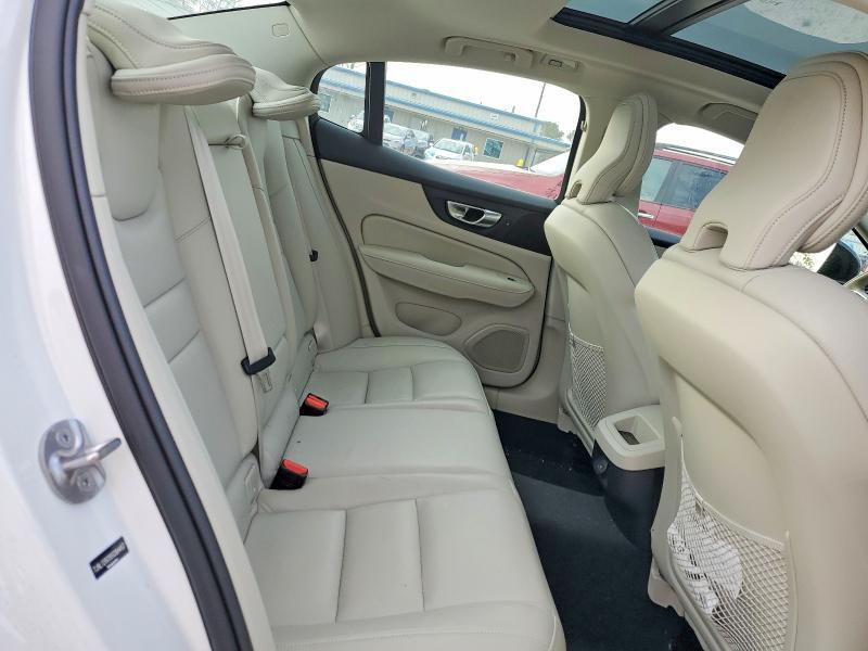 2025 Volvo S60 Plus