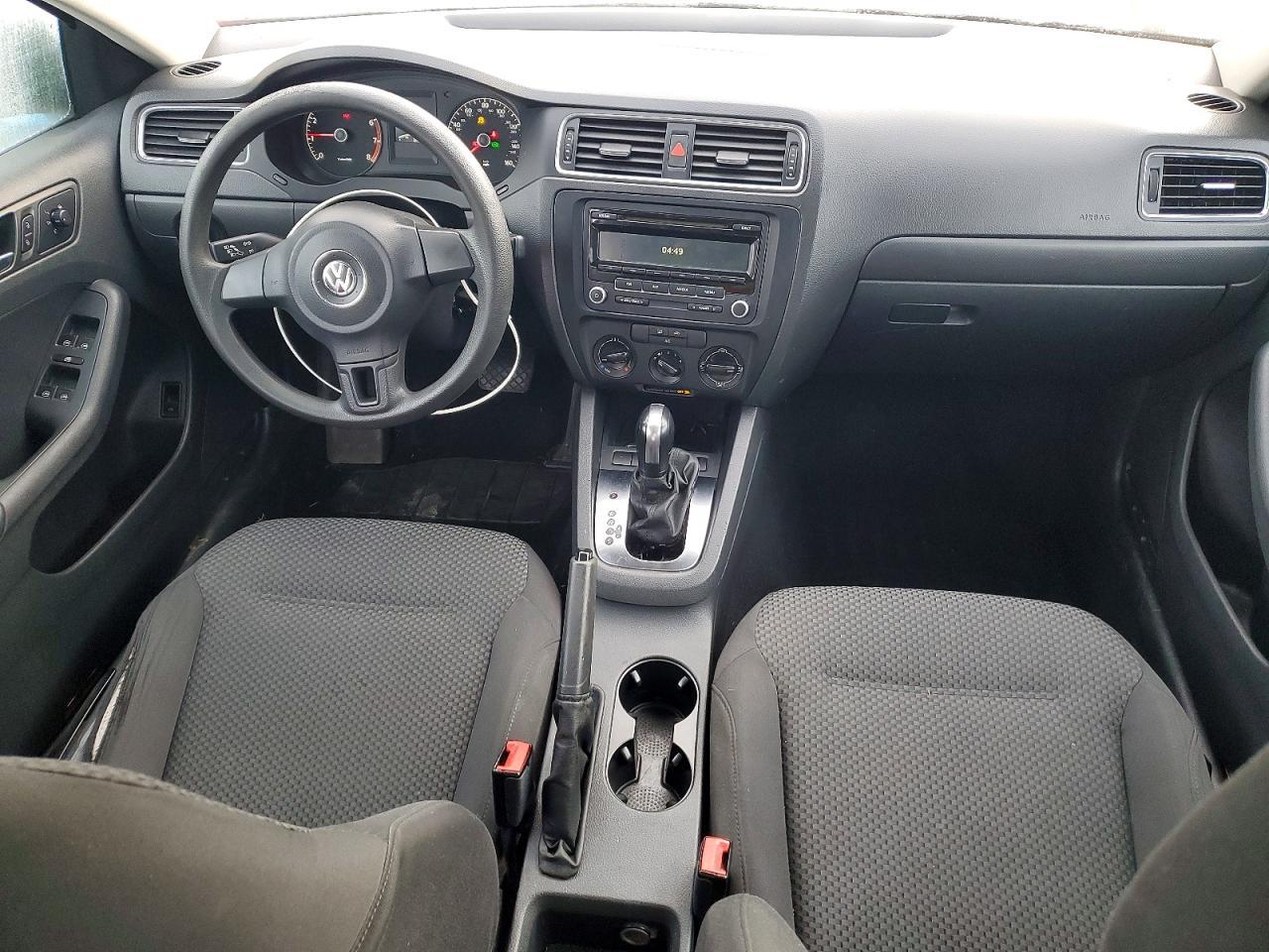 2013 Volkswagen Jetta Base