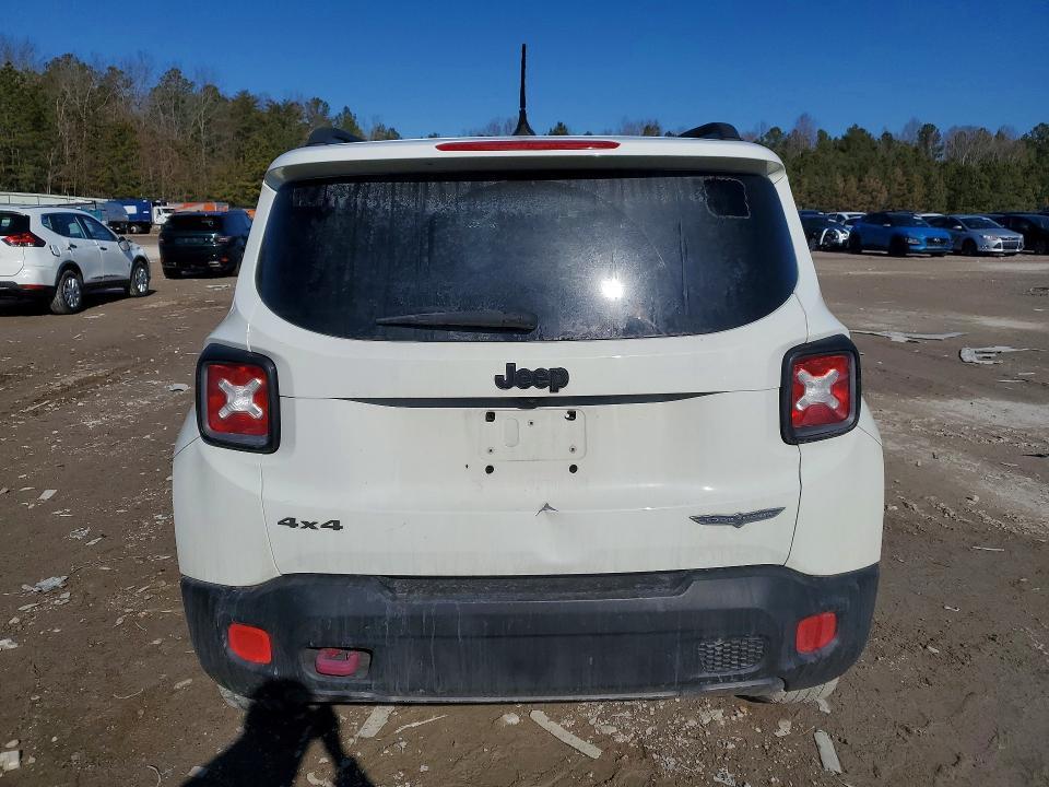 2017 Jeep Renegade Trailhawk