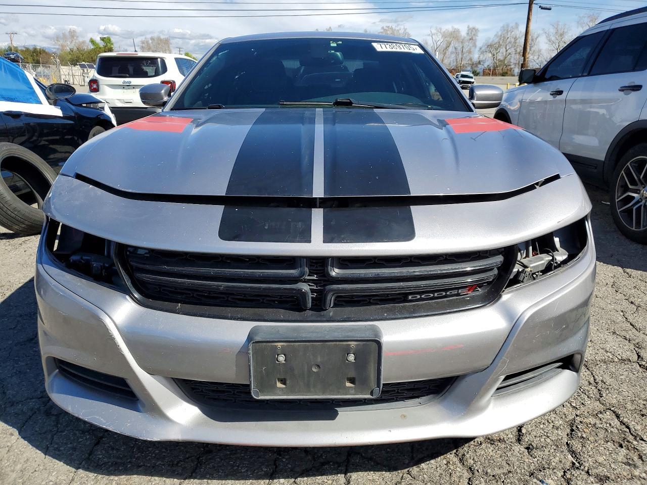 2016 Dodge Charger sxt
