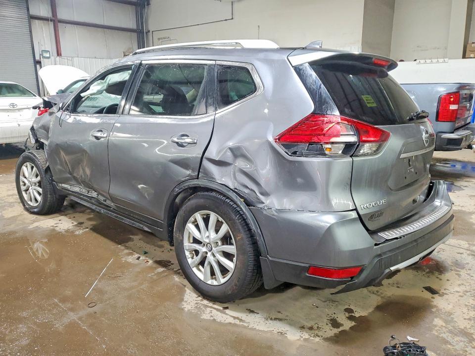 2017 Nissan Rogue sv