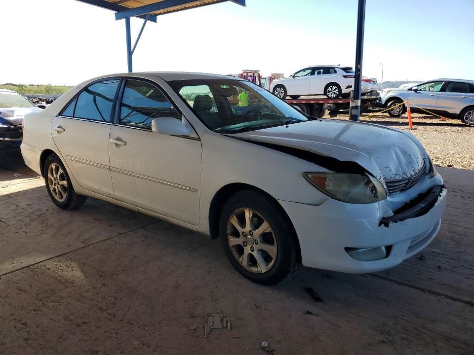2005 Toyota Camry le