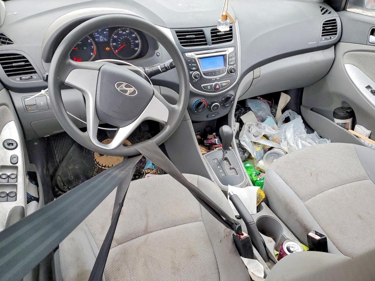 2012 Hyundai Accent gls