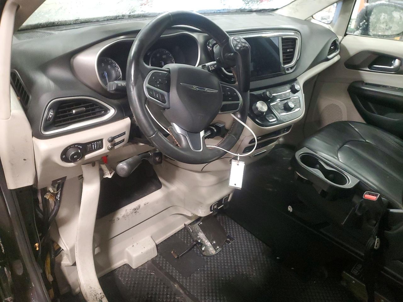 2020 Chrysler Pacifica Touring l Plus