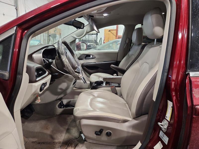 2017 Chrysler Pacifica Touring l