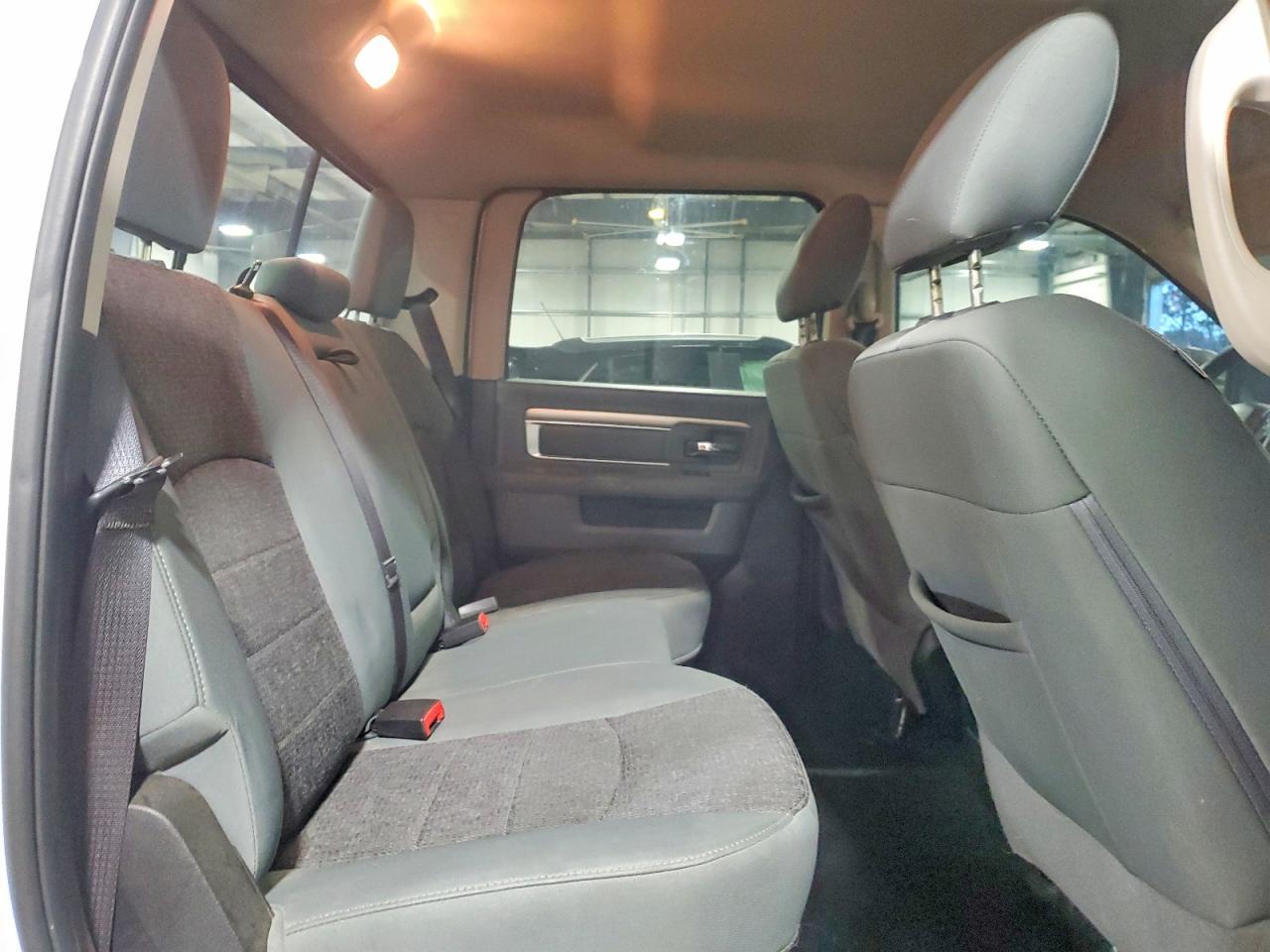 2017 Dodge Ram 1500 slt
