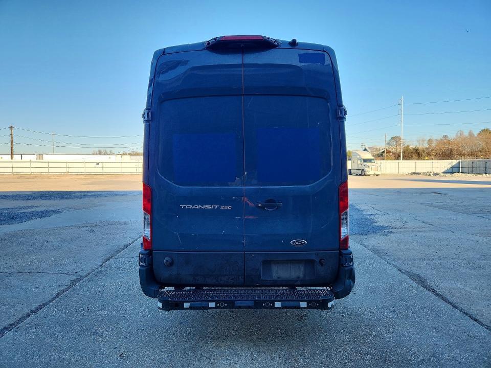 2020 Ford Transit T-250