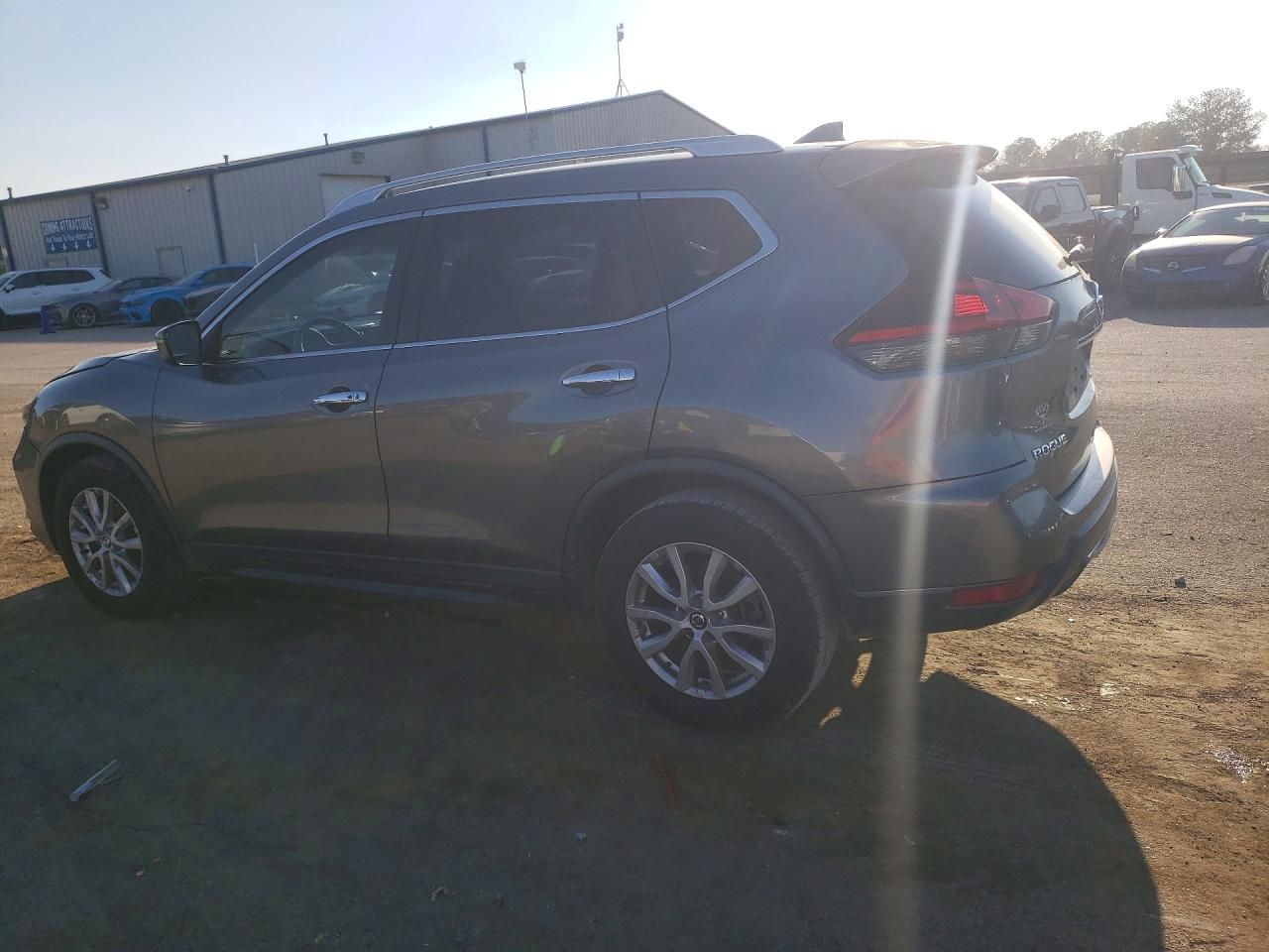 2018 Nissan Rogue s