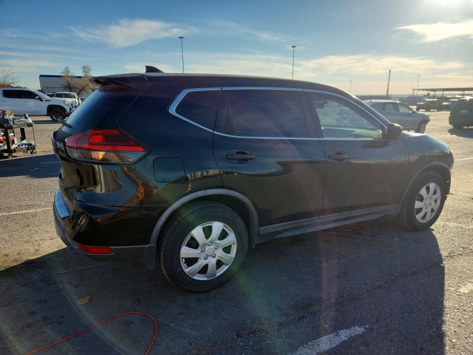 2017 Nissan Rogue s