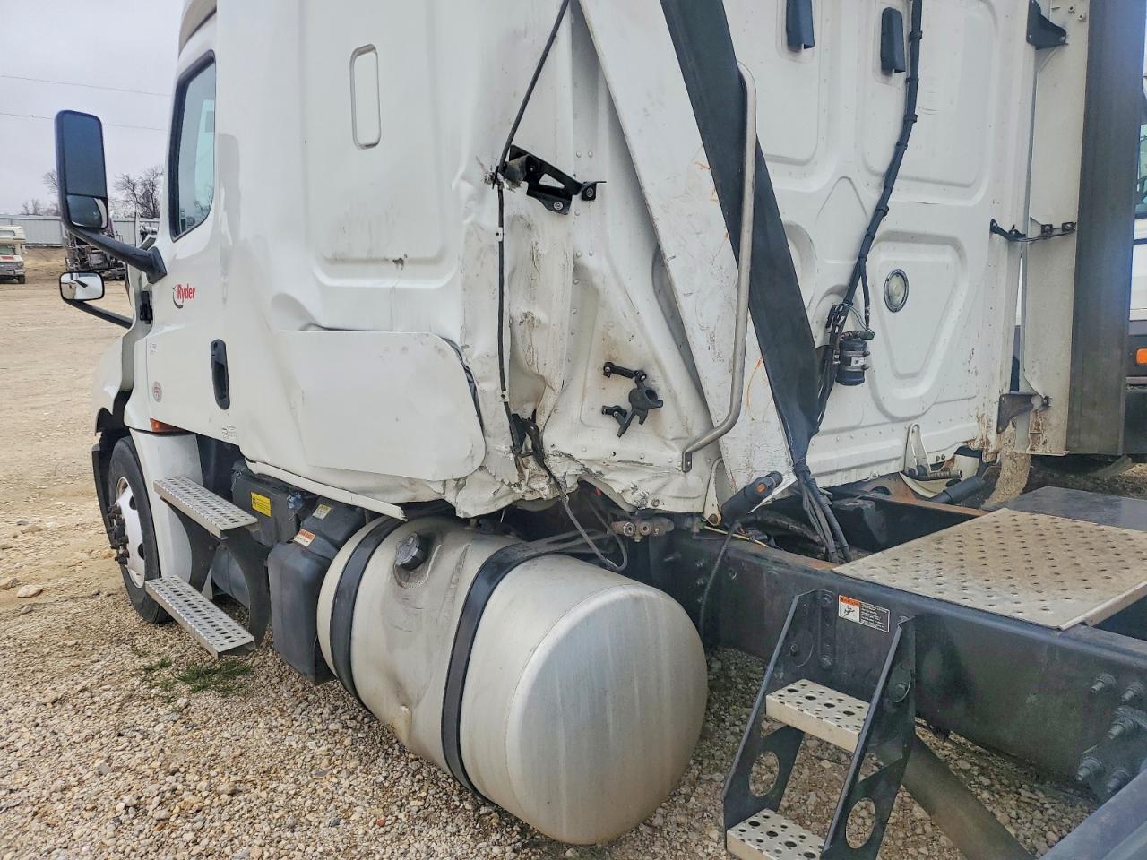 2020 Freigliner 2020 Freightliner Cascadia 1