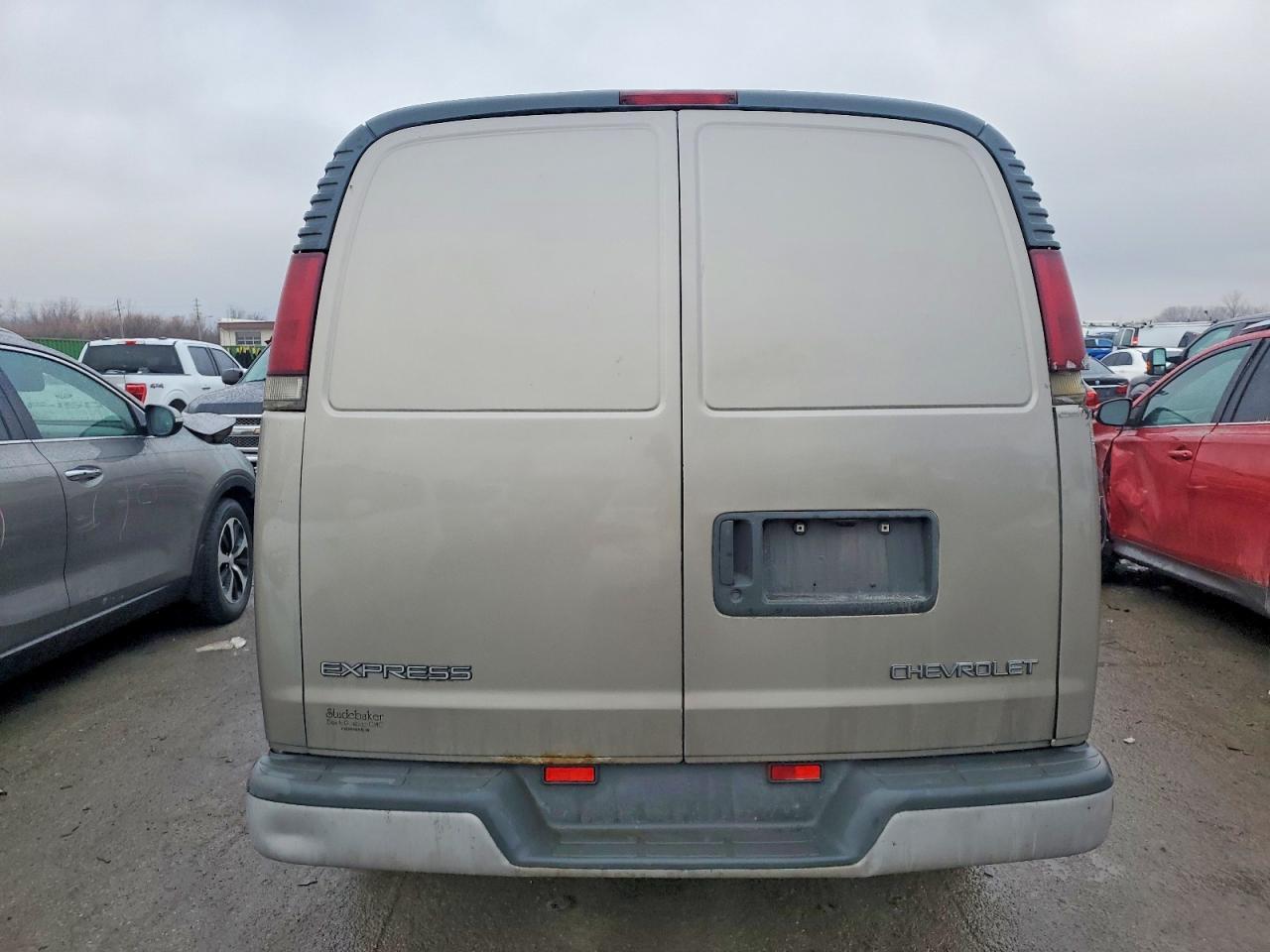 2001 Chev Express G3500