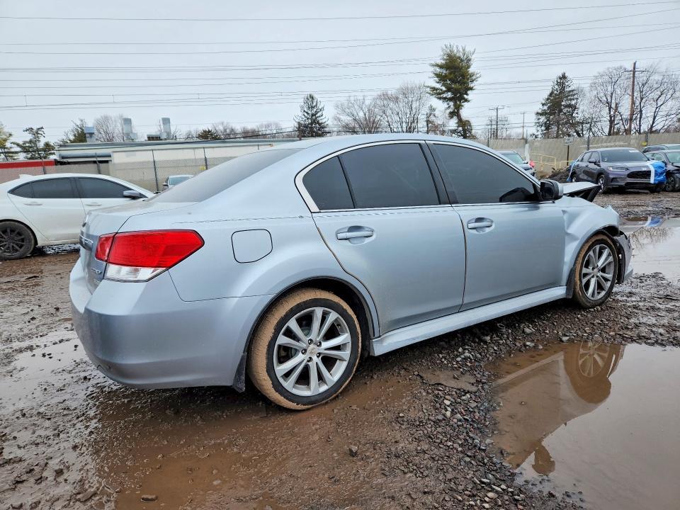 2013 Subaru Legacy 2.5i Premium