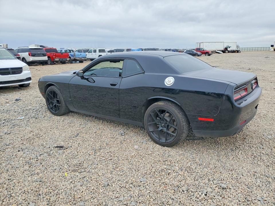 2016 Dodge Challenger sxt