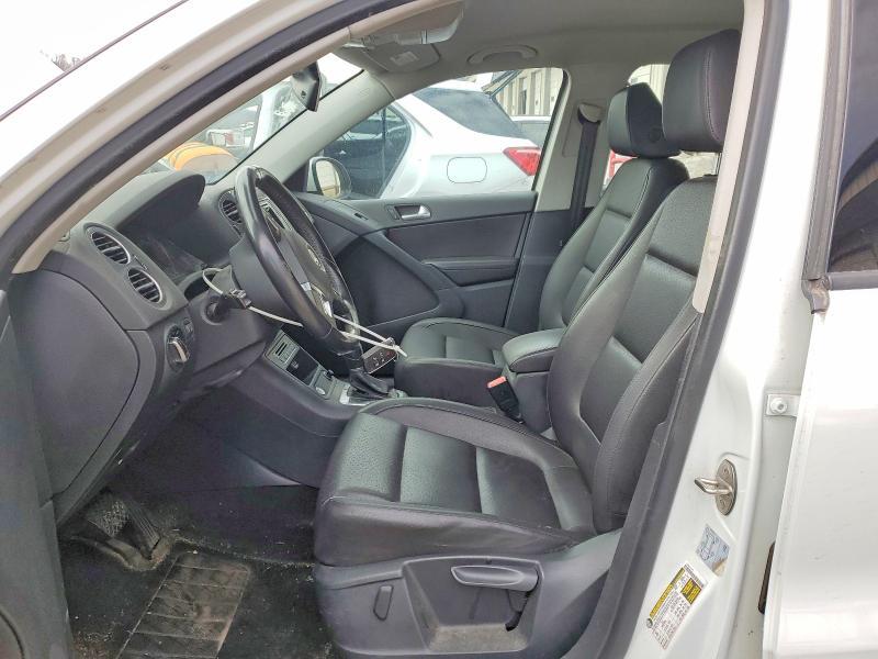 2016 Volkswagen Tiguan s