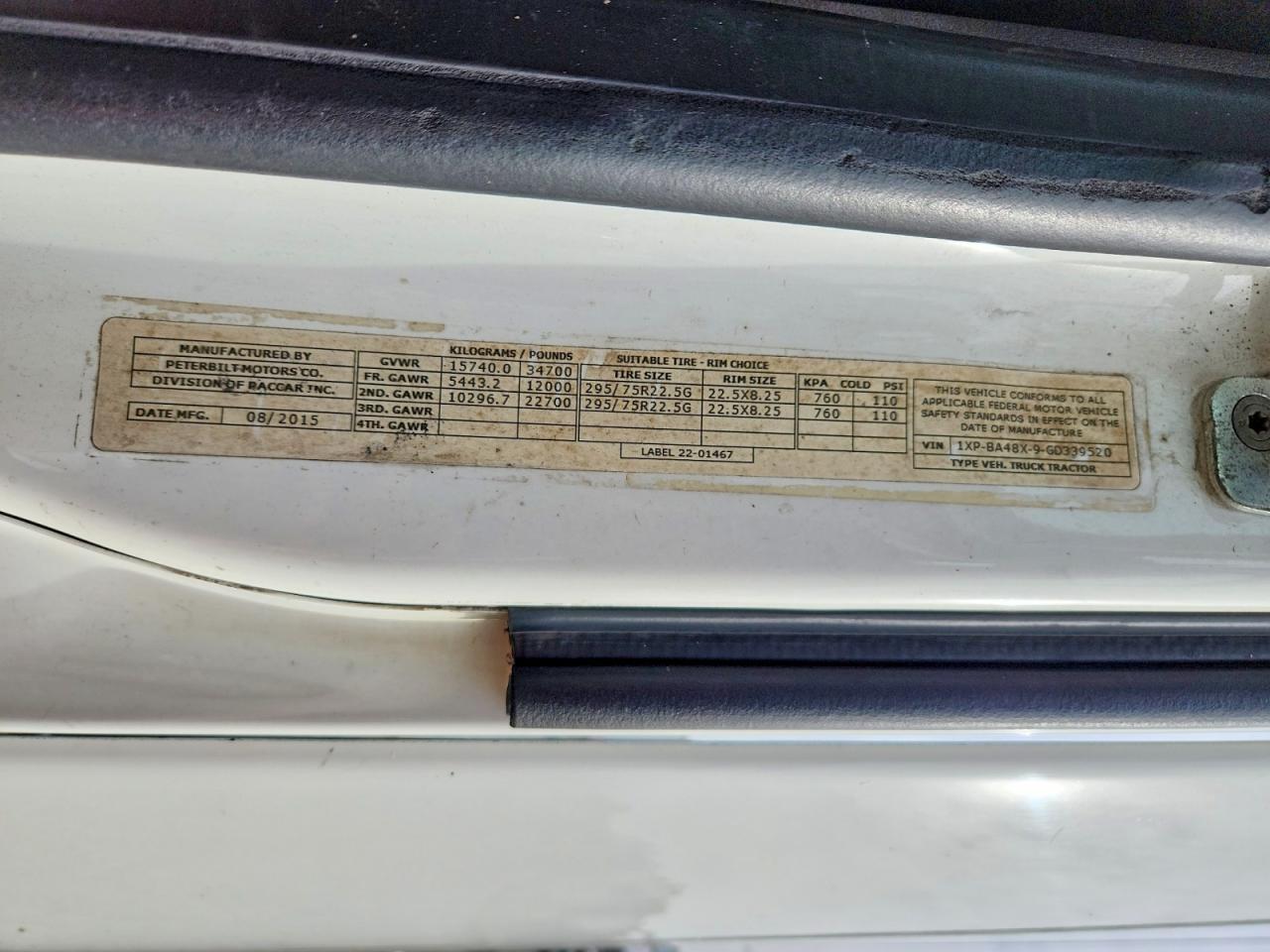 2016 Peterbilt 579 Semi Truck