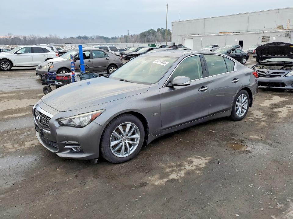 2017 Infiniti Q50 Premium
