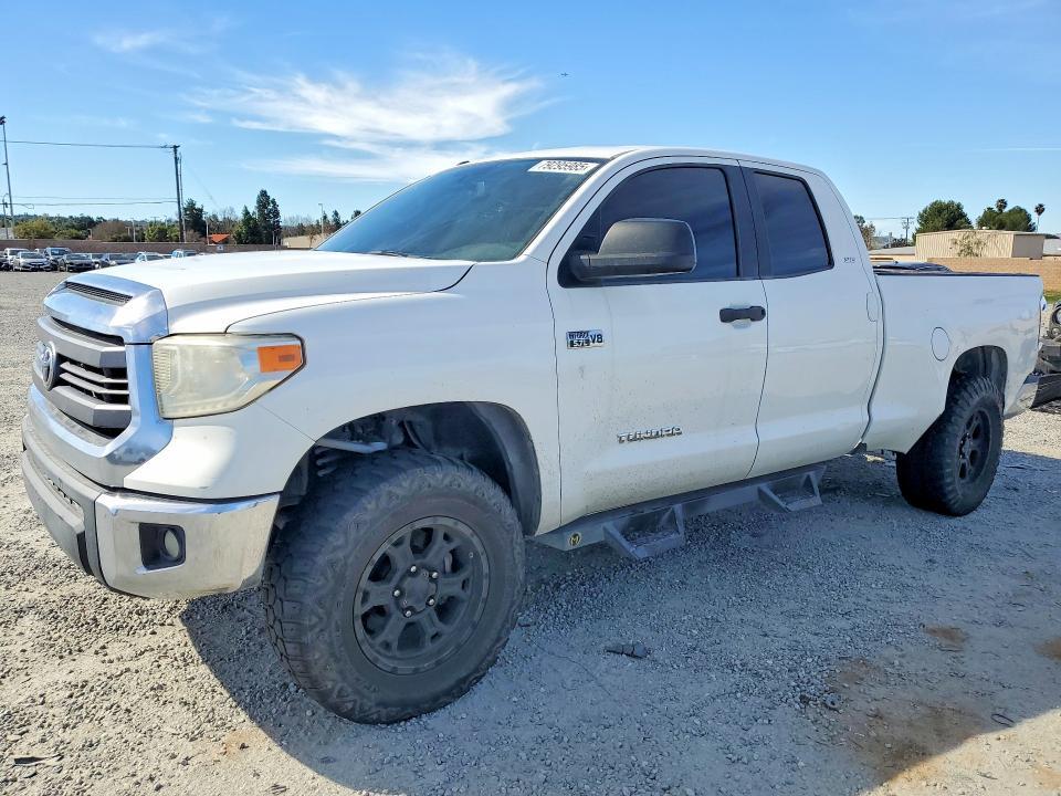 2015 Toyota Tundra SR5