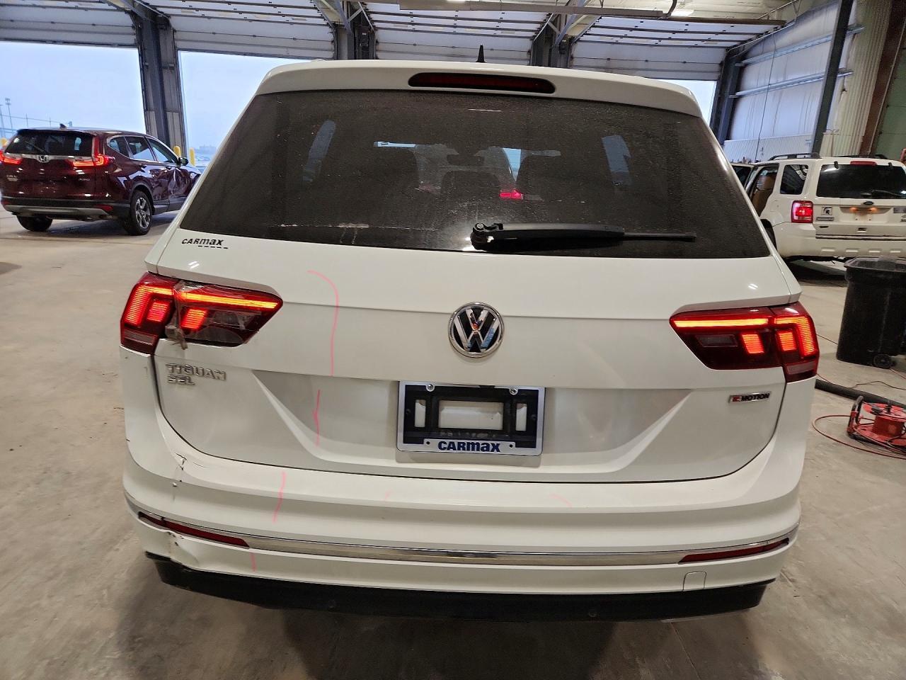 2020 Volkswagen Tiguan sel Premium R-line