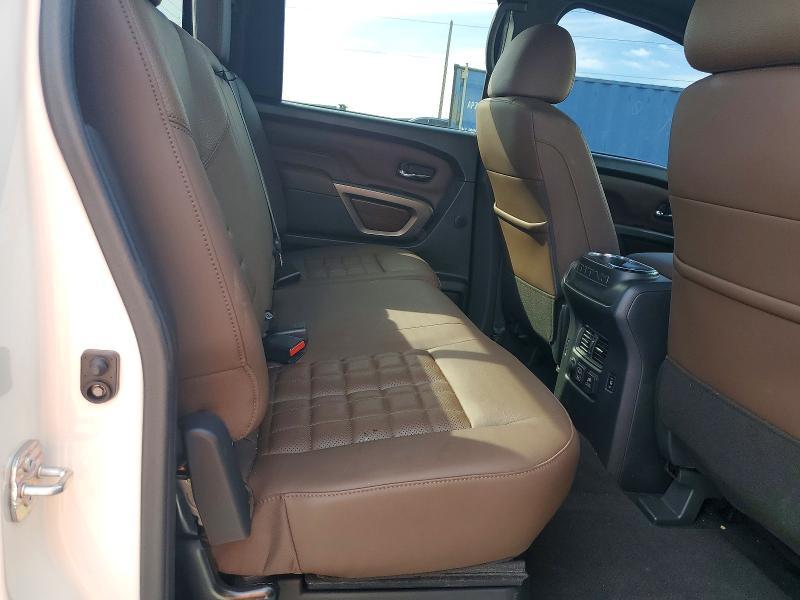 2023 Nissan Titan Platinum Reserve