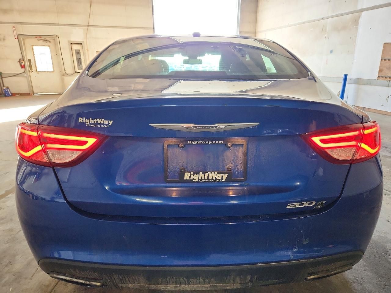 2016 Chrysler 200 s