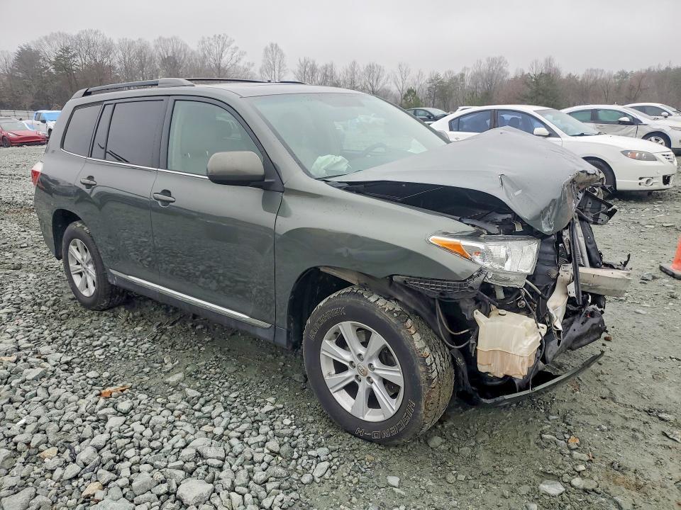 2013 Toyota Highlander se
