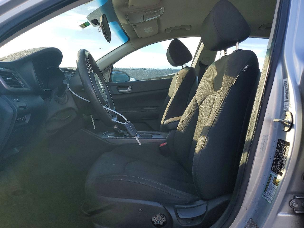 2017 KIA Optima lx