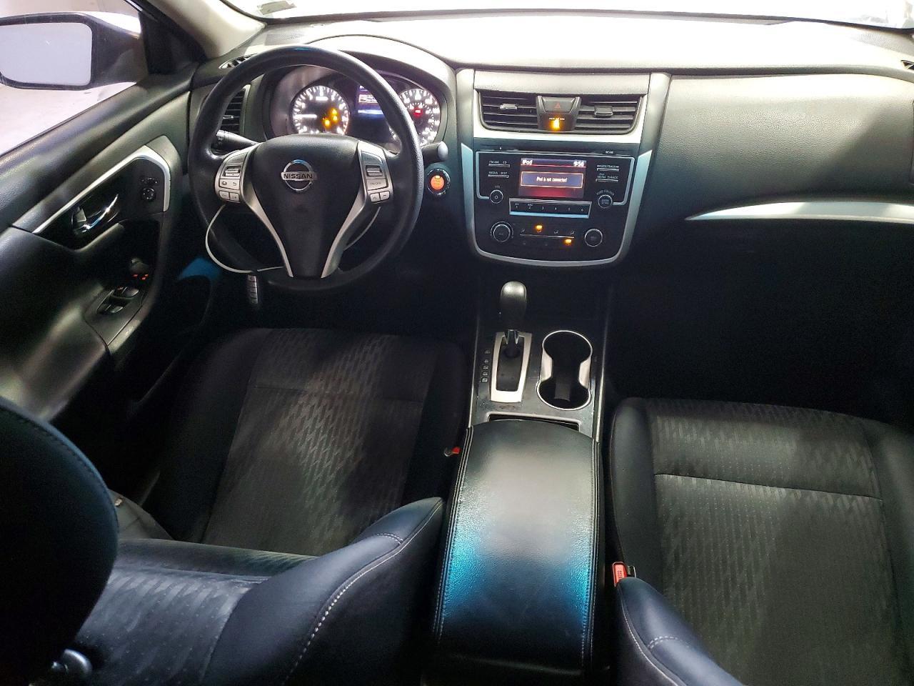 2017 Niss Altima 2.5