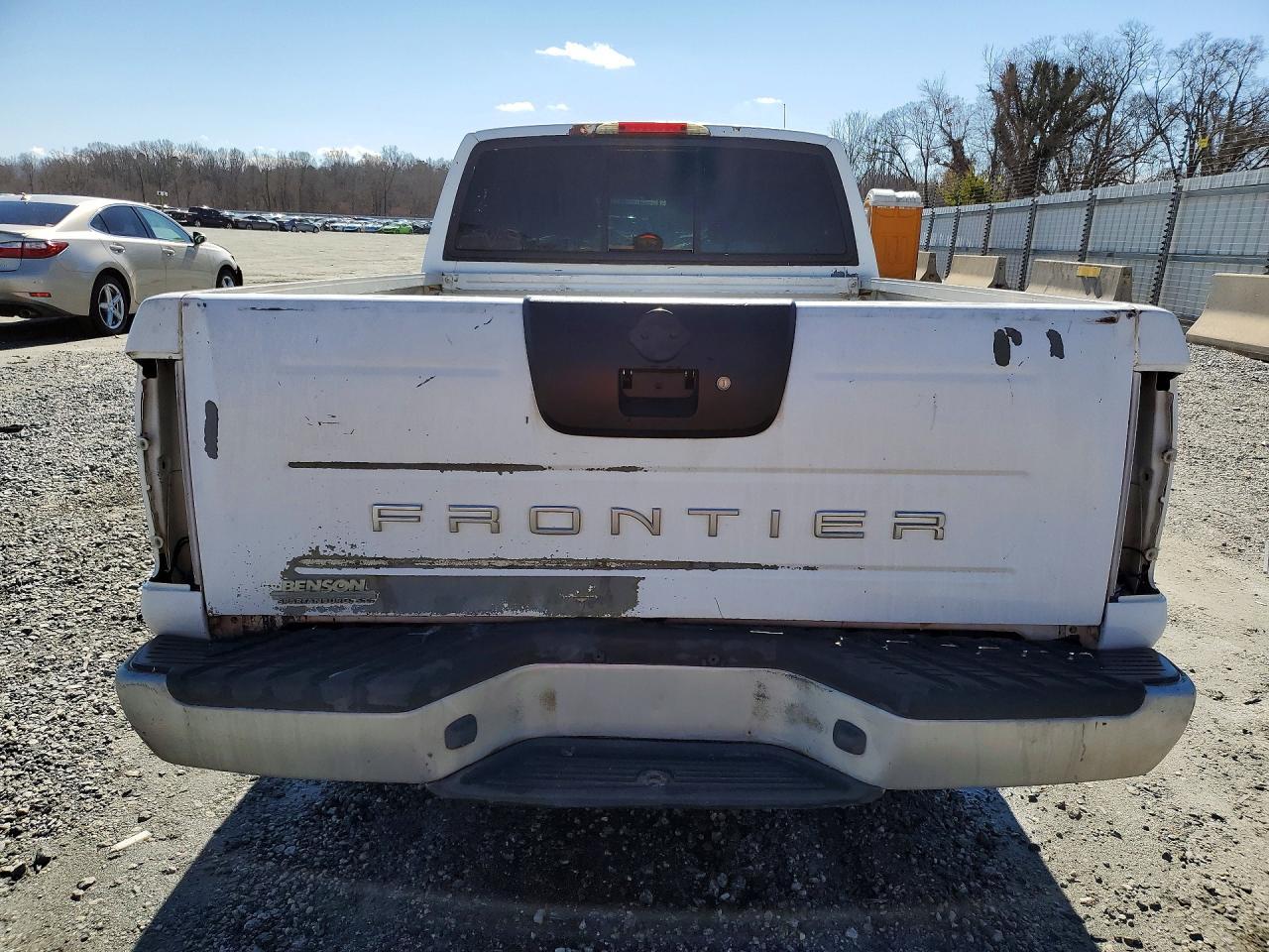 2002 Nissan Frontier Standard