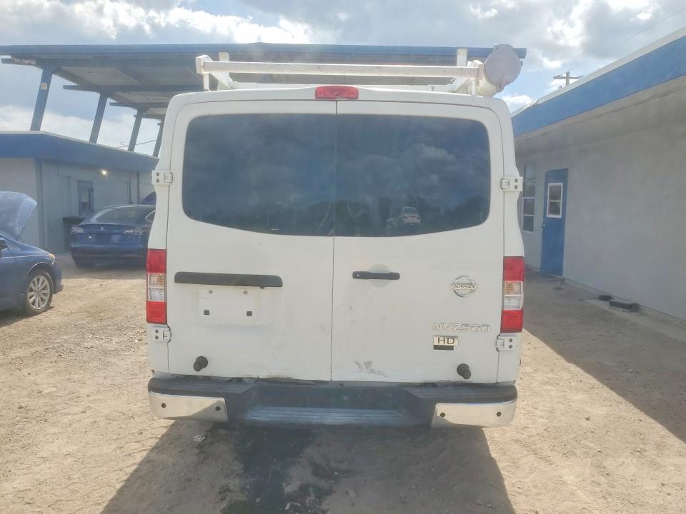 2016 Nissan Nv 2500 hd sv