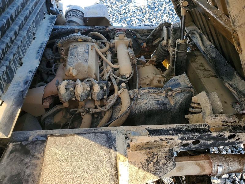 2024 John Deere XUV835R Utility Vehicle