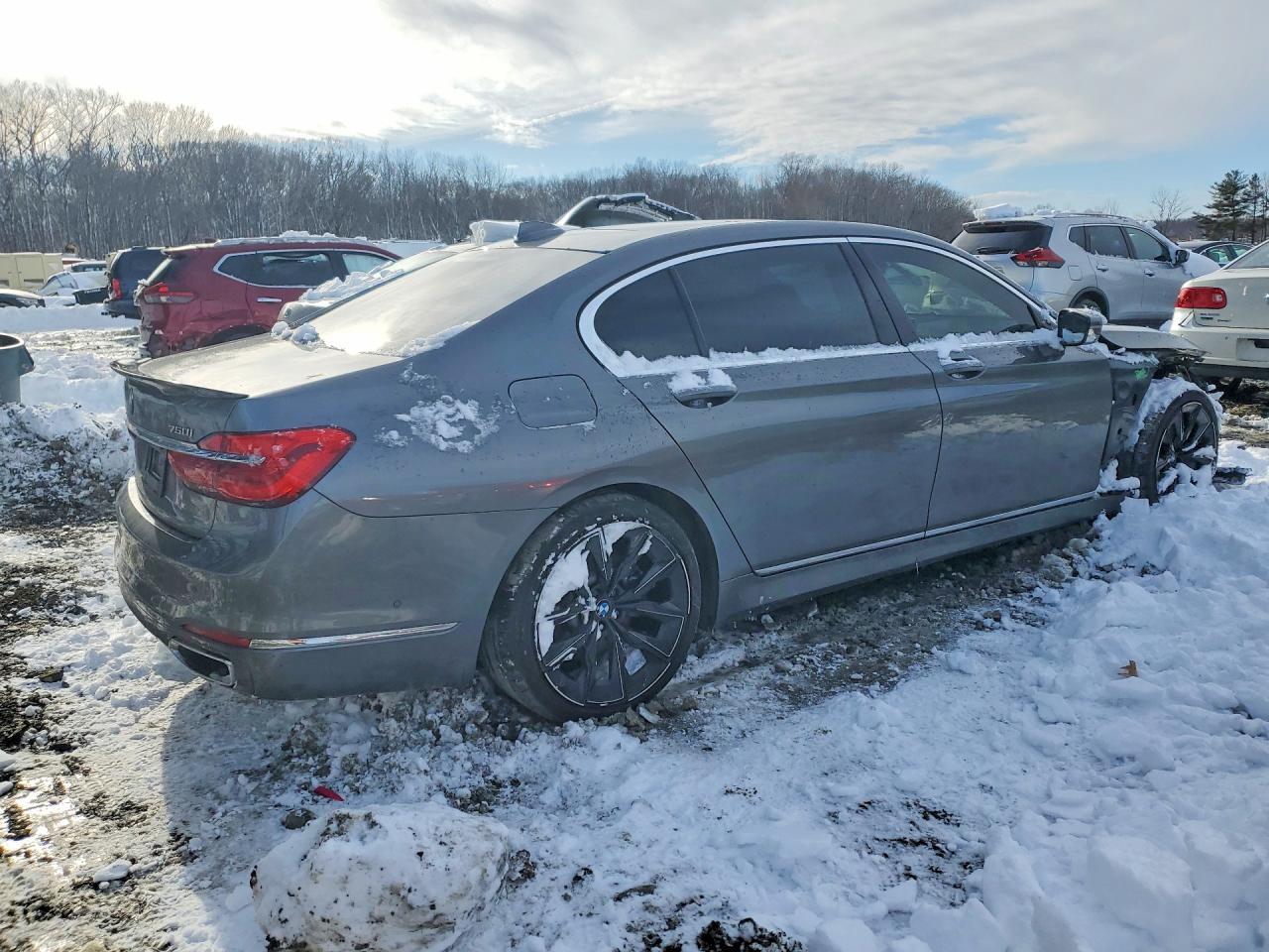 2017 BMW 750 xi