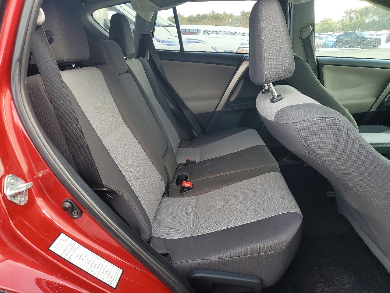 2014 Toyota Rav4 le