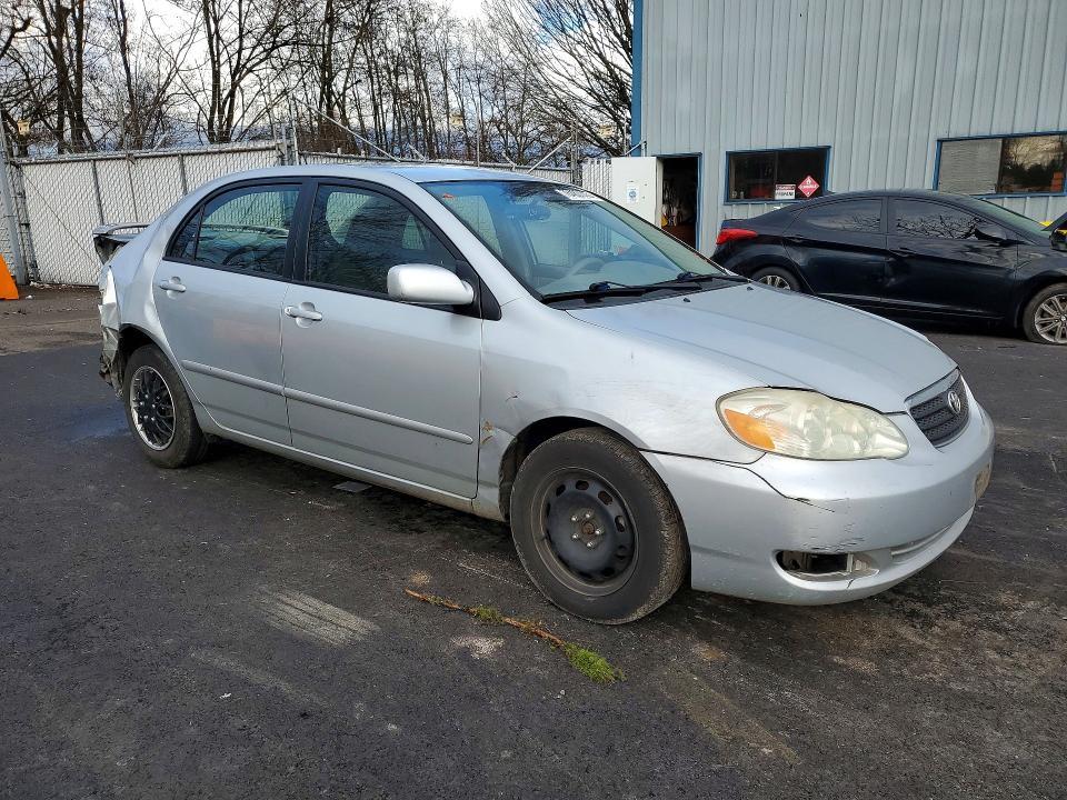 2005 Toyota Corolla le
