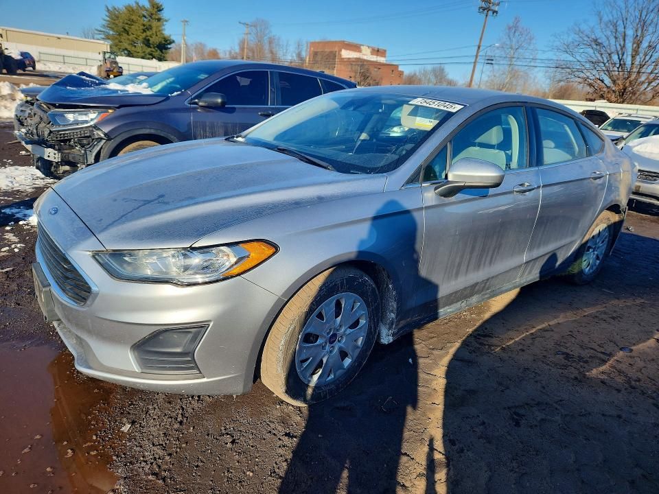 2020 Ford Fusion s