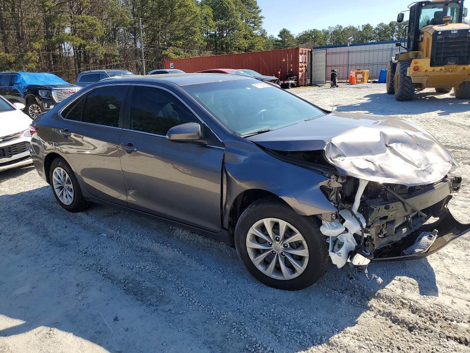 2017 Toyota Camry le