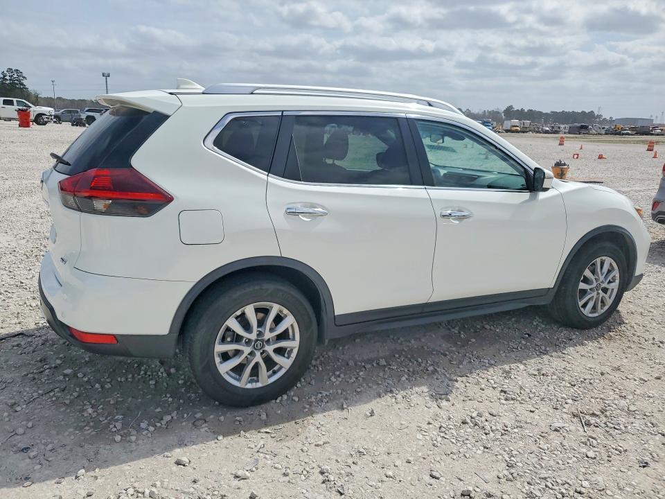 2019 Nissan Rogue sv