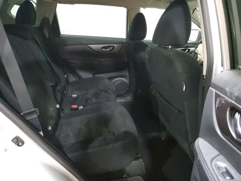 2016 Nissan Rogue sv