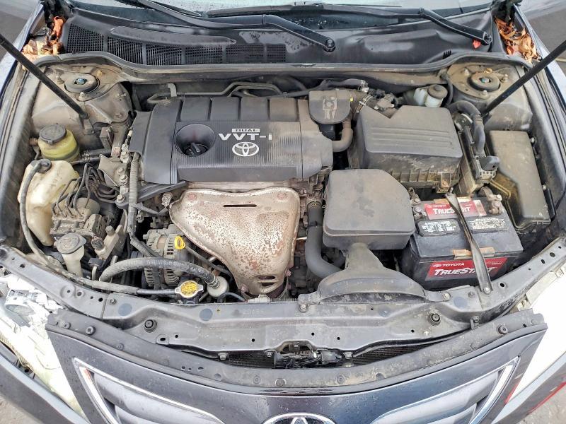 2010 Toyota Camry le