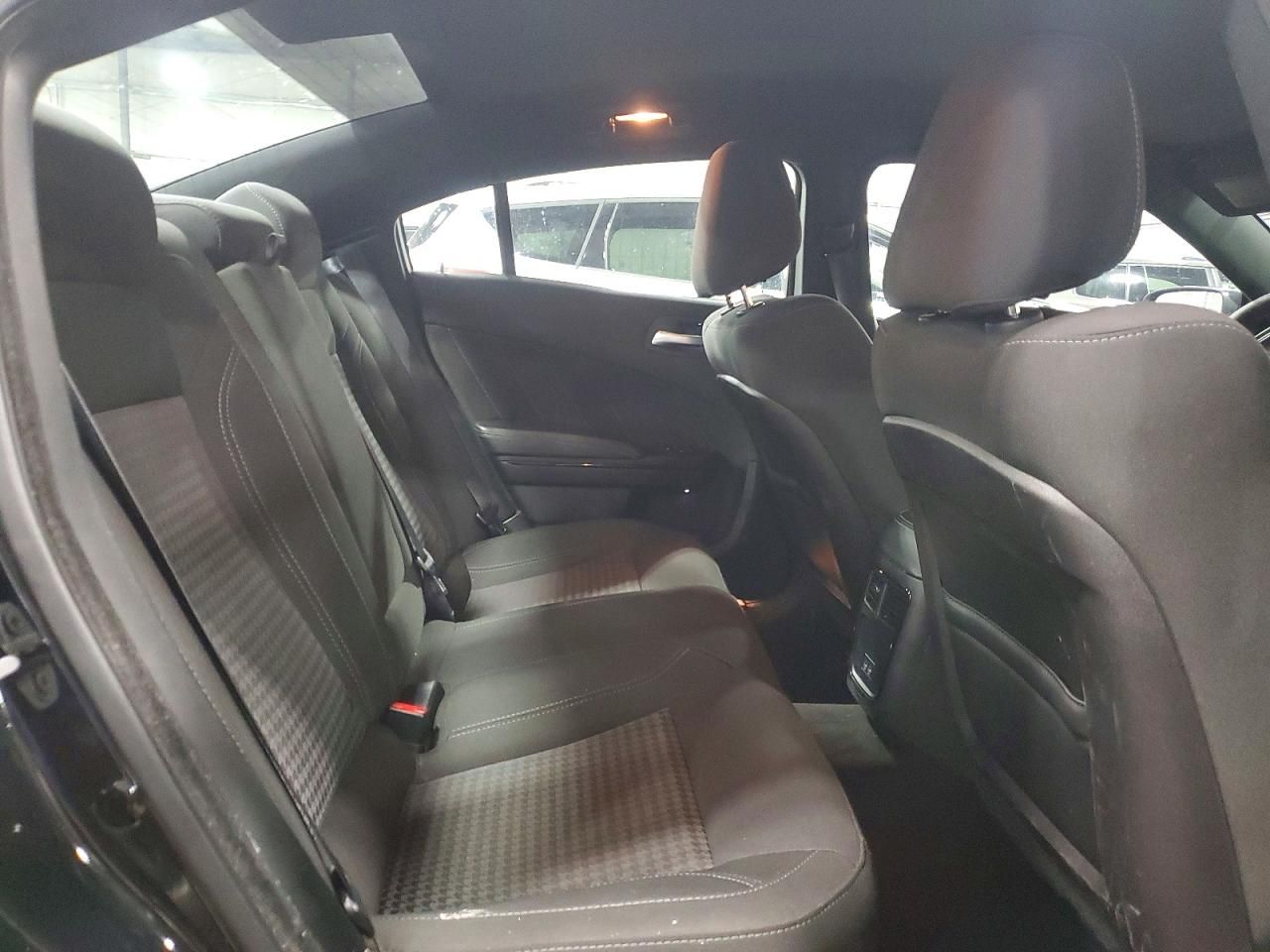 2017 Dodge Charger sxt