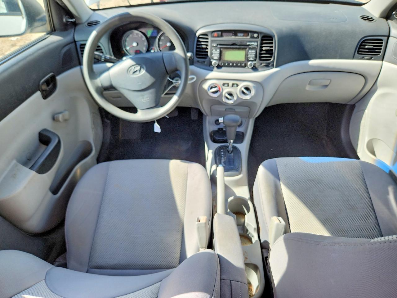 2010 Hyundai Accent gls